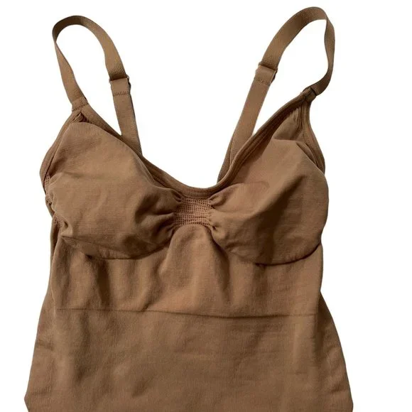 SKIMS Sculpting Bodysuit Mid Thigh Open Gusset NEW Shapewear Sienna S/M - Picture 4 of 12